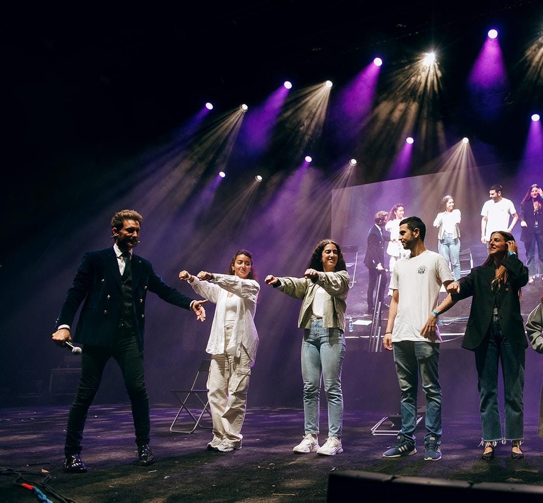 EUinIsrael's tweet photo. Happy #EuropeDay! Last night we gathered with our friends to celebrate the European Union, the values it stands for, and its partnership with the people of Israel. Thanks to @LiorSuchard, Jerusalem Orchestra East &amp; West, and all the others for the amazing cultural program! 🇪🇺🤝🇮🇱 https://t.co/DxXwYGyBi7