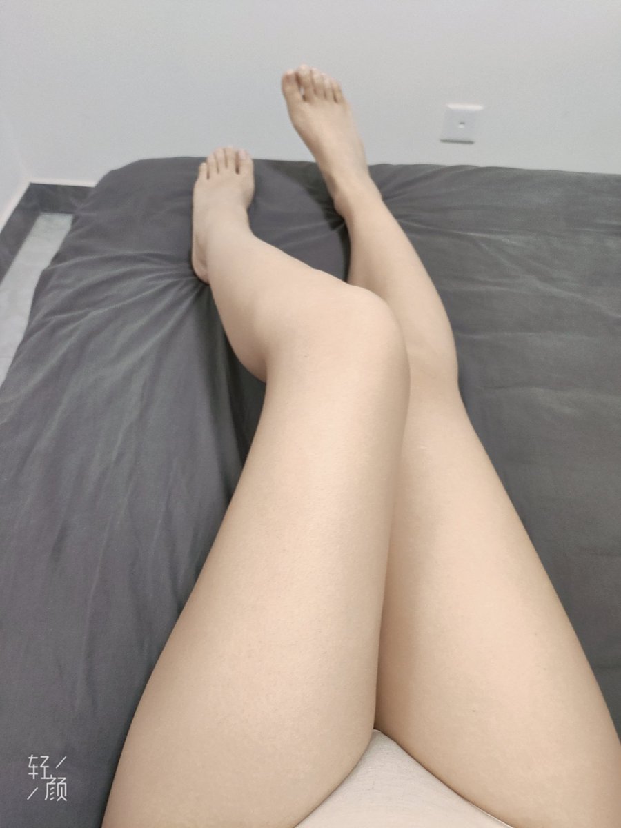 福利姬咬咬小鳄鱼分享的黄推图片2 - 网红私拍内容