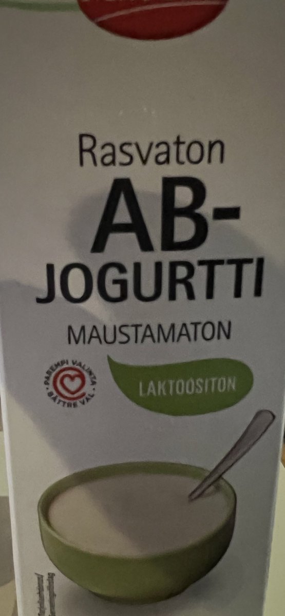 JRoostedt's tweet photo. #lidl jogurttitölkissä vähän eri tavaraa sisällä mitä lupailevat… piimää täynnä🤡
#lidlsuomi https://t.co/3WZguptXEp
