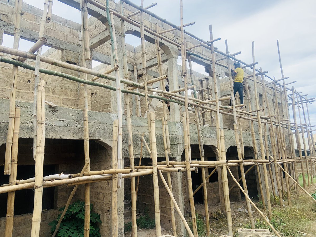 Hkluxryproperty's tweet photo. Rise up and get to work!
We are available for all construction work, contract us today to handle your dream’s project and we will surely deliver. 💯
#RMAMCl #Messi𓃵 Idan Transcorp De Bruyne #Construction https://t.co/o3mmlGWaDd