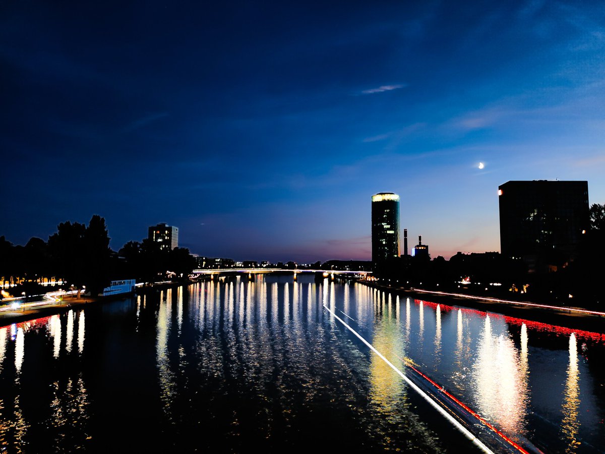 Arora_ji's tweet photo. @MrWhoCapture @earth @iTheFelizer @benjaminhardman @petermckinnon @NatGeoPhotos @photography @platouxx @VictorEzteves @foundation https://t.co/DbNzV3sFo4