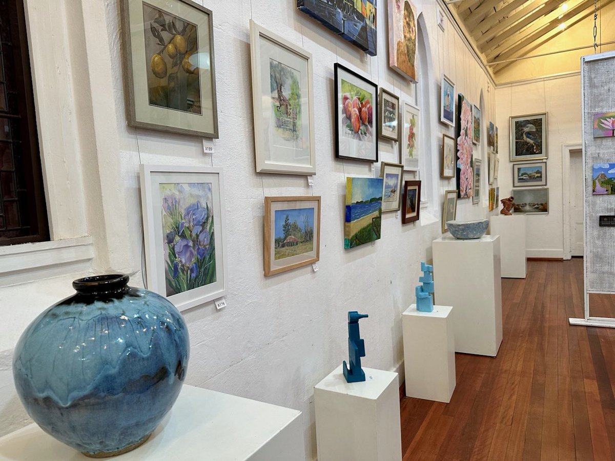 sconefestival's tweet photo. The Scone Arts &amp; Crafts Members Exhibition supported by Belltrees Pastoral is on this Saturday showcasing the artistic talent of our local artists! It is also a wonderful place to find a beautiful, unique gift for Mothers Day🌷
https://t.co/cuXKegHvfw

📸Magic Lantern Photography https://t.co/kSyqvfvmmX