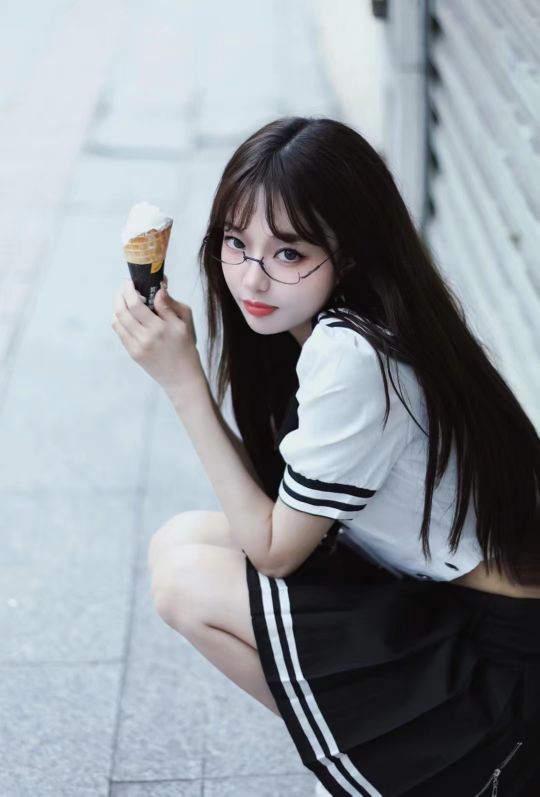 yangmengting186's tweet photo. #广州女王 #学生主 #百变女王 #萝莉女攻 广州天河学生主 https://t.co/xpP82sWfLW