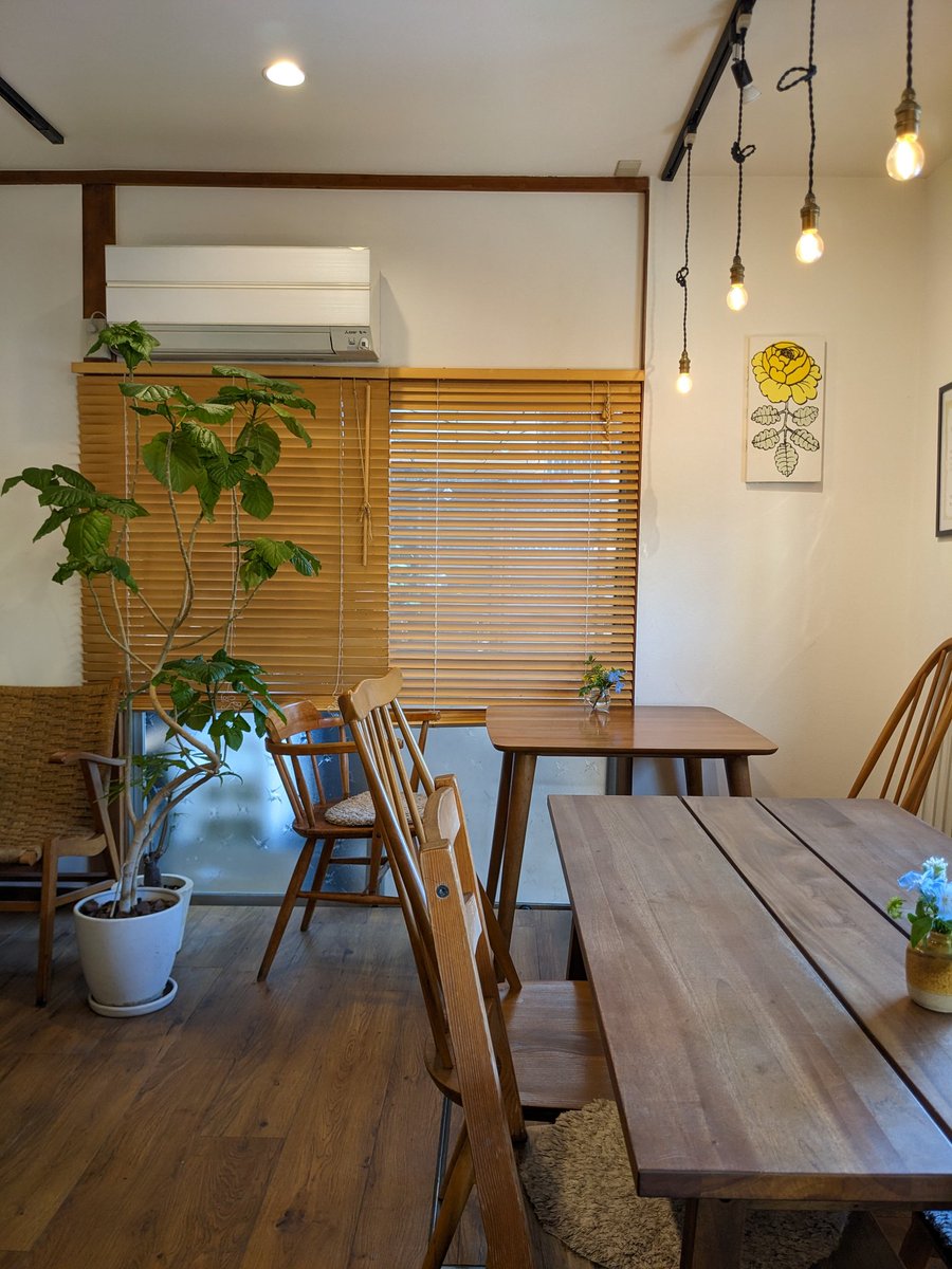 kamomegood's tweet photo. 来てみたかったカフェ
マスターまさかの同じ小学校!
#cafehinode https://t.co/ZMBAflnxll