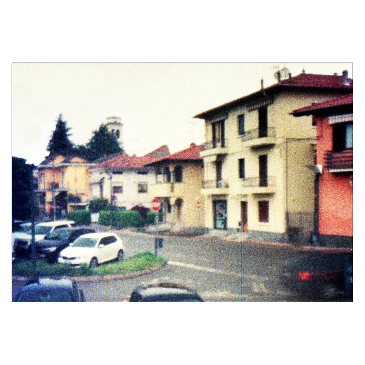 leobellandi's tweet photo. #filmisnotdead #pinhole #stenopeica #estenope #forostenopeico #selfmadecamera #pratosesia #fotografiaanalogica #fotografiaanaloga #paesaggioitaliano #filmphotography #stenope #analogphotography #analogcamera #c41 #selfdevelopedfilm #stenopeika #fotostenopeica https://t.co/QNoMpFLRMZ