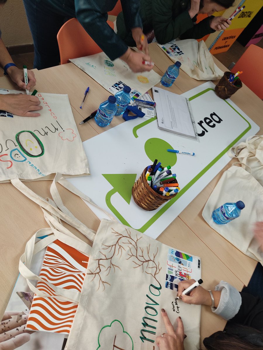 Comenzamos el segundo y último día de las jornadas #innovaCyL