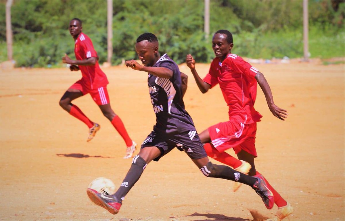 FcMaralal's tweet photo. Catch me if you can.
Anaitwa Sokoro ,mchache wa maneno mwingi wa vitendo π₯.
#MaralalAllstarsFc #025Finest #NurturingTalent https://t.co/sJ1KZKkBBU