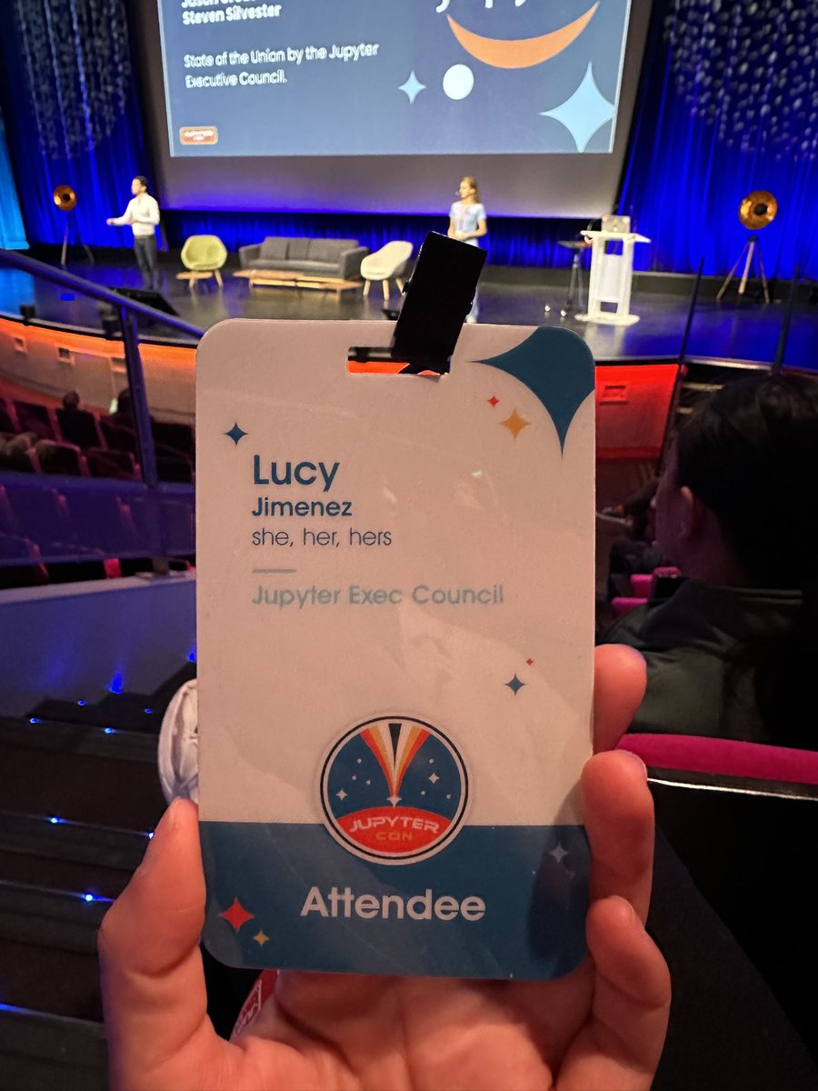 JimenezLucyJ's tweet photo. Happy to be here! @JupyterCon ✨✨✨ https://t.co/Og4xPQH62m