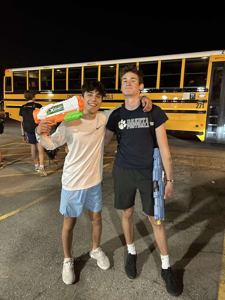 dhswaterwars23's tweet photo. Matthew Burns from jehovahs wetnesses eliminates Wyatt Davis from Crossing Streams

&amp;that’s a sweep. jehovas wetnesses win 4-1. https://t.co/JiaBHCNNU4