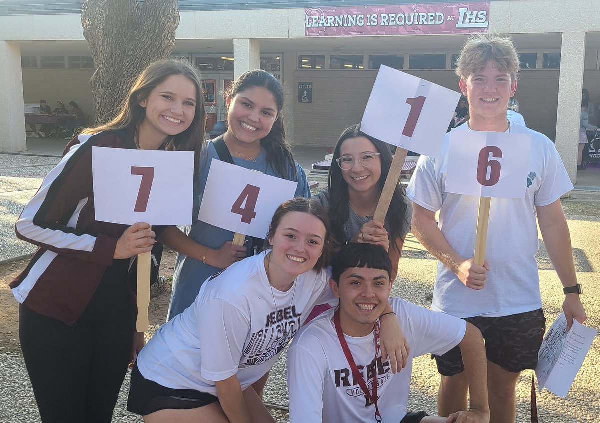 Our LHS tour guides were ready to direct our incoming sophomores around the school!