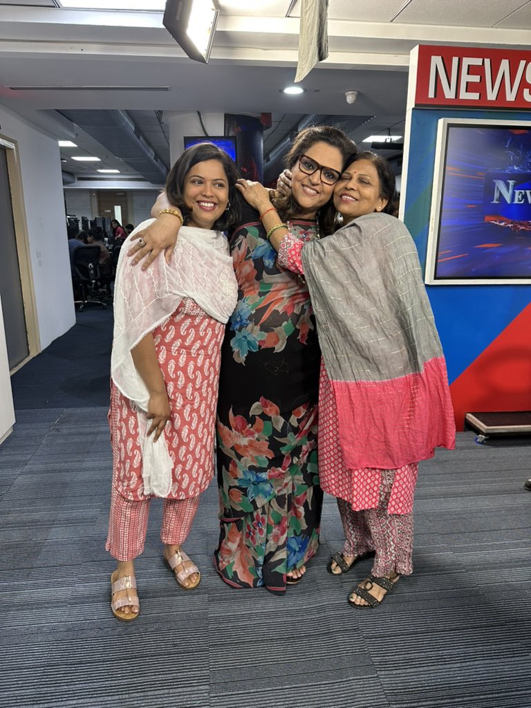 azars_007's tweet photo. Truth is victorious today. @BhawanaKishore ji is back hopefully #MritunjayKumar & #Parminder should be out soon.
@TNNavbharat @navikakumar mam https://t.co/fkVbxlbAr8