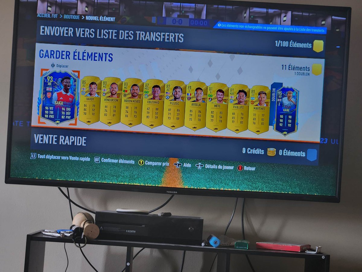 Anthony130487's tweet photo. 3 mois sans jouer à fifa et la chance était la dans les renforts aujourd'hui en 20 renforts 
@AxoskillYt @J2LCoaching @kevin02340 @Loux11_ @nikosrava @Rom2103 @tvaurel @TwinsFifaHD @Yonlefou @AmslowFR https://t.co/heo4ncepPR