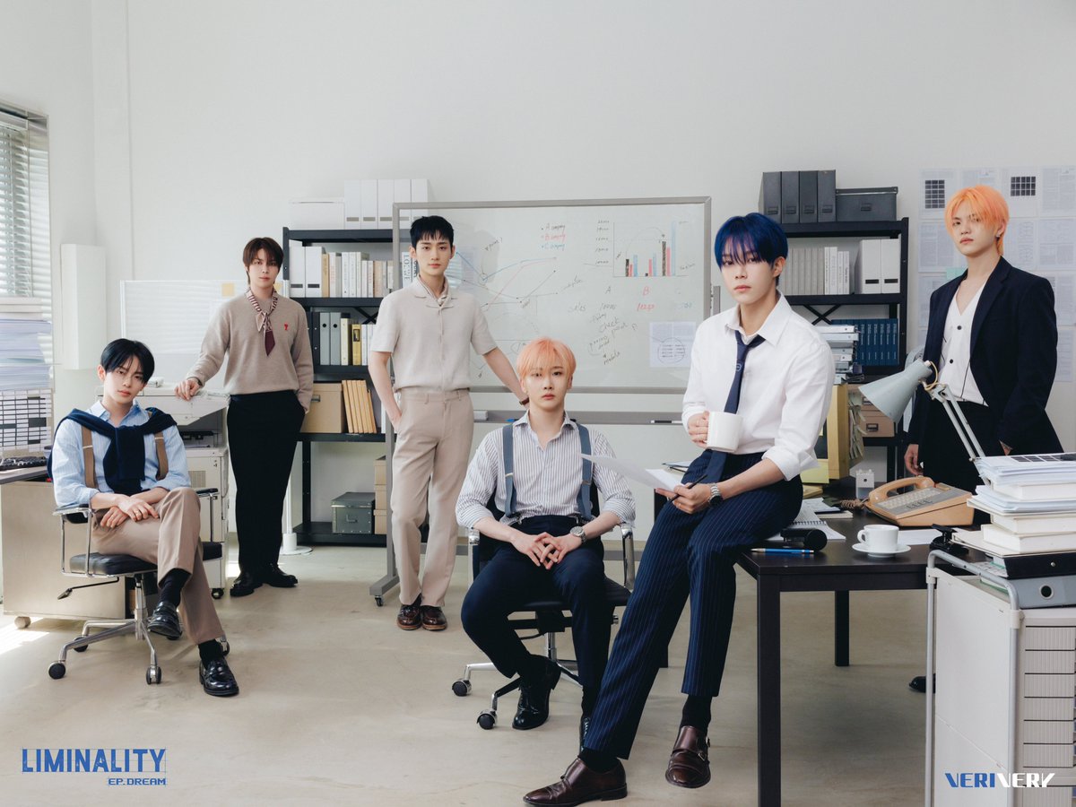ppluto_moon14's tweet photo. 베리베리, 반전 매력 담은 ‘Crazy Like That’ 뮤비 티저 (출처 : 뉴스엔 | 네이버 TV연예) https://t.co/am5PjSgEDt
#VERIVERY #VRVR #Crazy_Like_That #Liminality_ep_dream https://t.co/hYN0ogHSDo