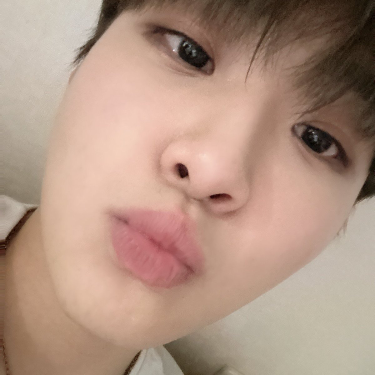 wkn_audition's tweet image. [#성민]

여러분 보고 싶어요~~
이쁘게 나온 셀카가 있어서
보여드리고 싶었어요😻😻
사랑해요🫶🏻

#오성민 #OHSUNGMIN