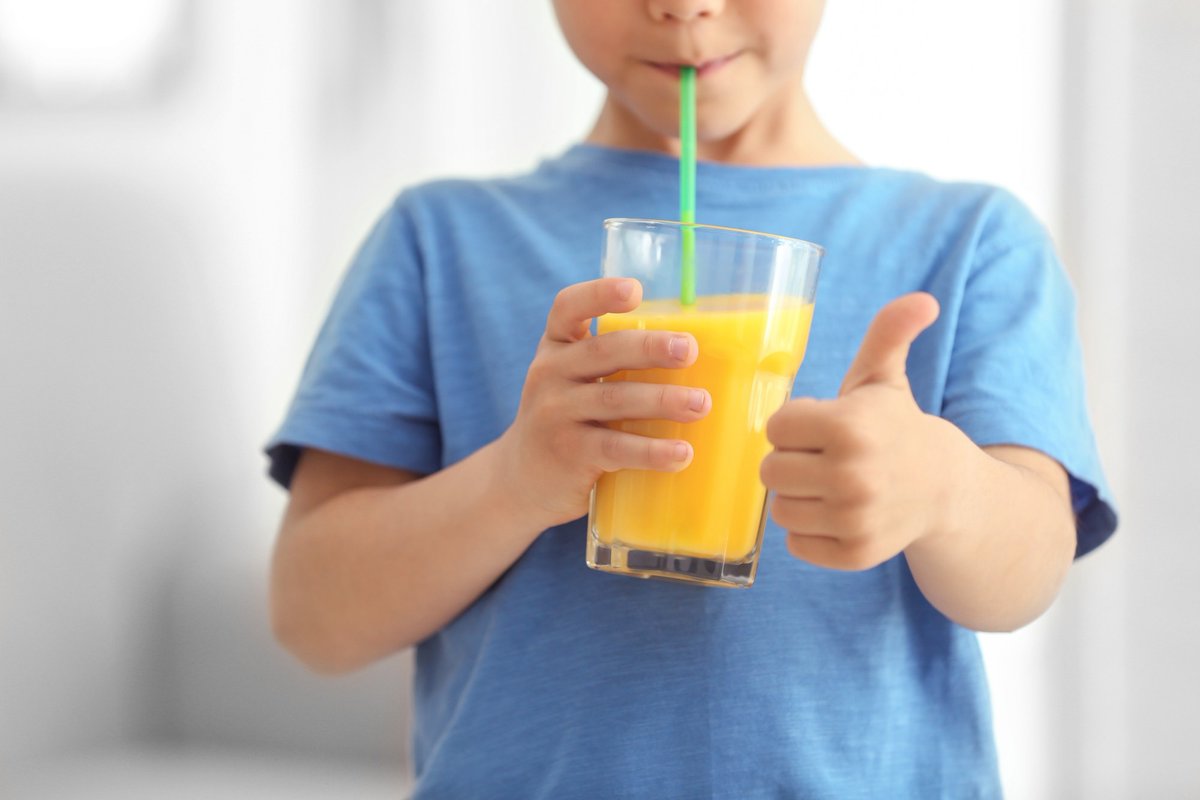 NewsMedical's tweet photo. Preadolescent fruit juice intake linked to healthier diets and lower BMI in teen years https://t.co/97hi4gYtwB #fruitjuice #dietquality #adolescenthealth #childhoodnutrition #healthylifestyle #nutritionresearch #publichealth #healthyhabits #wholefruit #BMI @Beverages_MDPI https://t.co/pTktW4xgY5