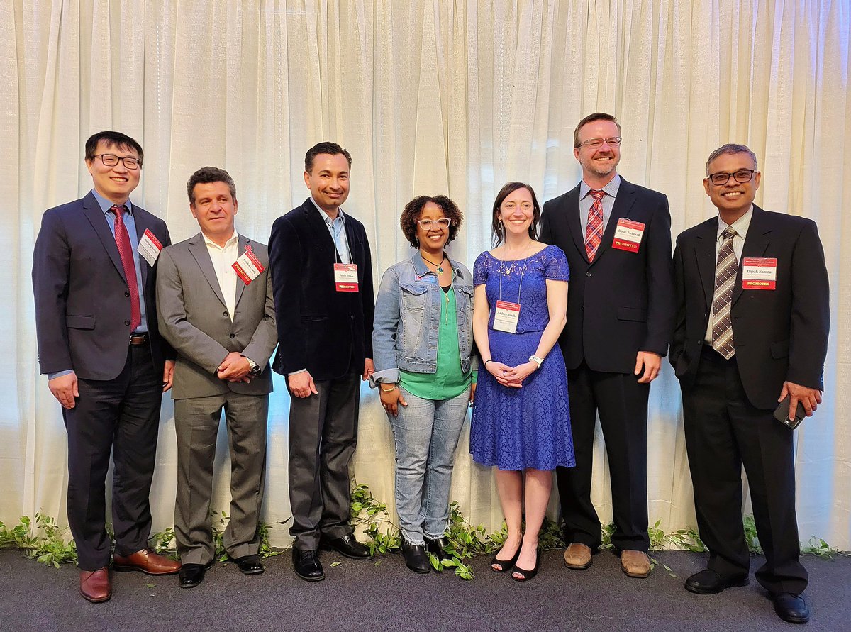 JhalaRachana's tweet image. Congratulations to @unlagrohort faculties for their promotion and/or tenure. It was a wonderful celebration at Lincoln Station Great Hall! Thanks @MarthaMamo3 for your support and leadership!!!
@UNL_IANR @UNLincoln @AmitUNL @andreabasche