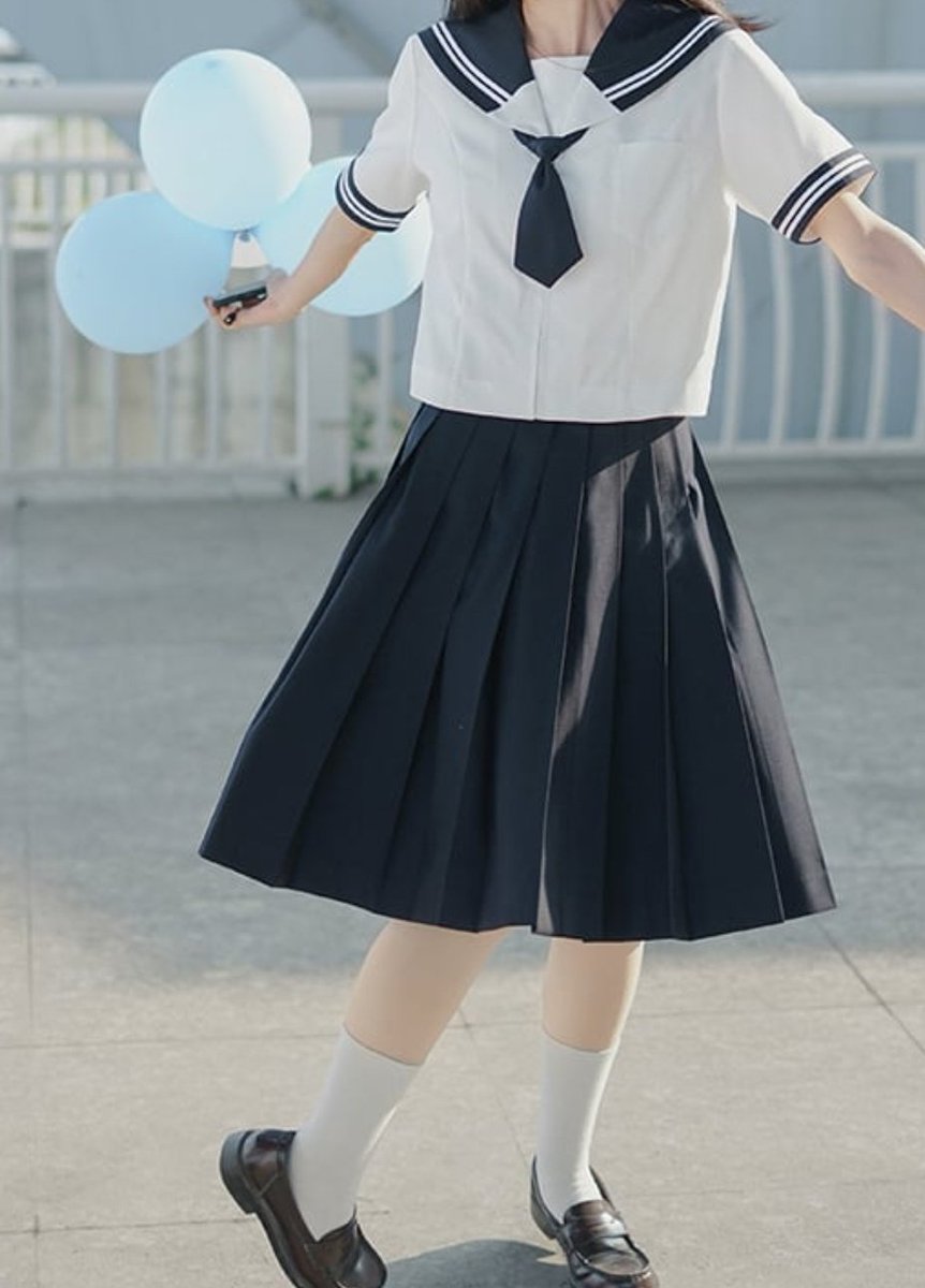 sakurabloom0's tweet photo. 夏服セーラーは青春の服✨ https://t.co/M6jbLRYKM7
