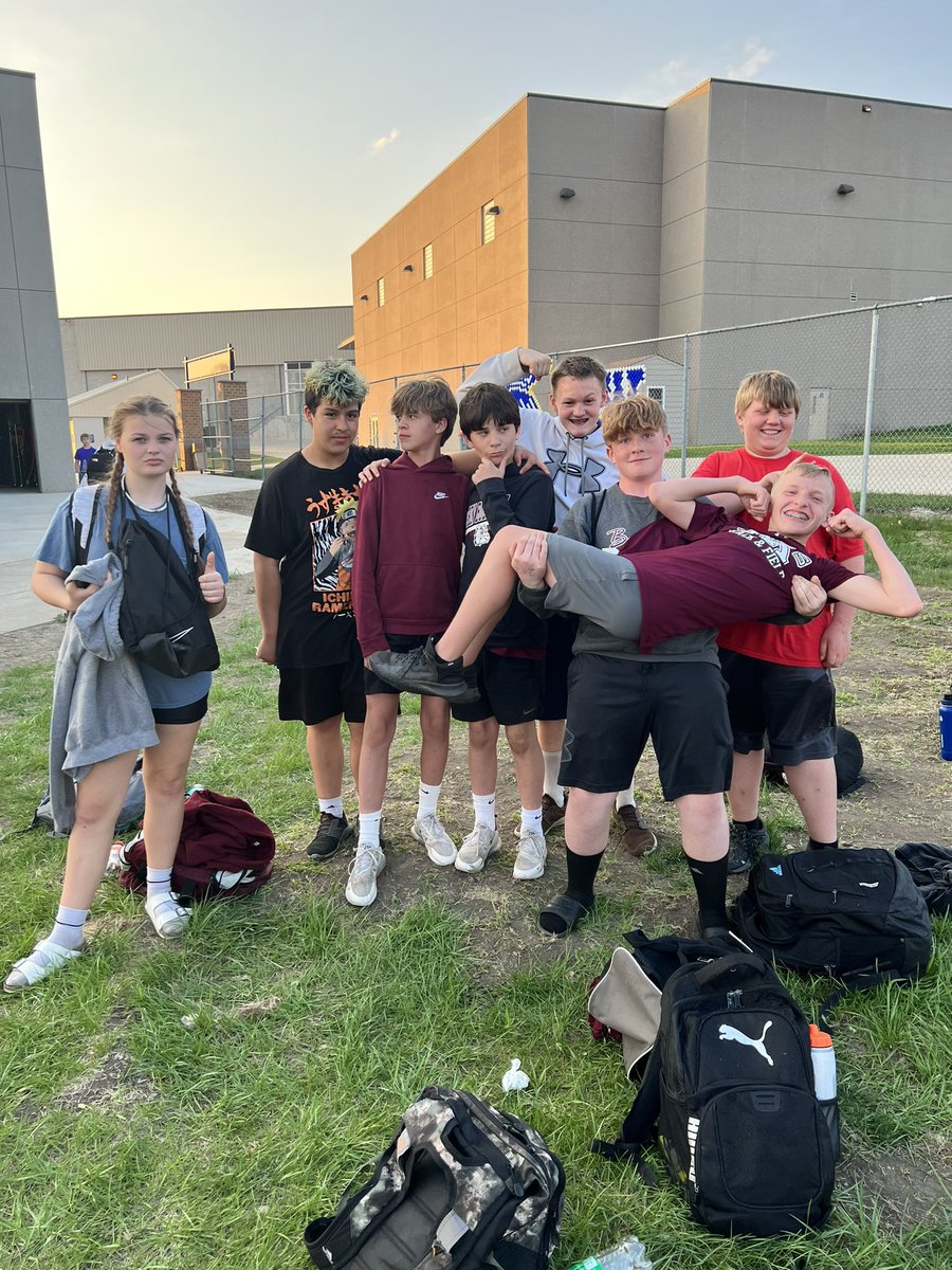 A few of the reasons why I enjoy my job. Fun to see <a href="/MadisonMSNews/">MadMiddleSchool</a> Ss improve in the classroom and playing field. #bulldognation <a href="/KochCotton/">Cotton Koch</a>