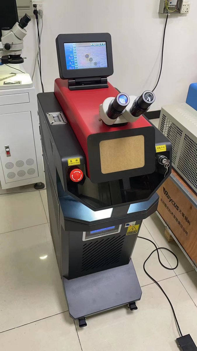 dapenglaser's tweet image. New design laser welding machine with CCD screen, support demo price for the first order.

All Types of laser welder, laser marker, laser cleaner, laser cutter.
In Best Price
Please WhatsApp Us - +8618565695703
#Dapenglaser
#laserwelder
#laserwelding
#lasercleaner
#lasercleaning