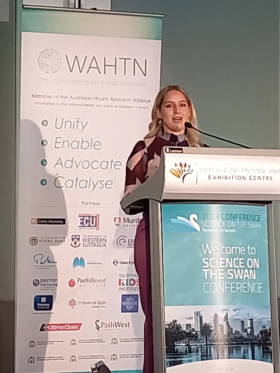 jeff_keelan's tweet photo. A great presentation today from Honours superstar Eva Quattrini on mother's attitudes to participation in drug trials in pregnancy. Thanks 'Science on the Swan' for giving her the opportunity! #WAHTN https://t.co/ss2h7OvP5A