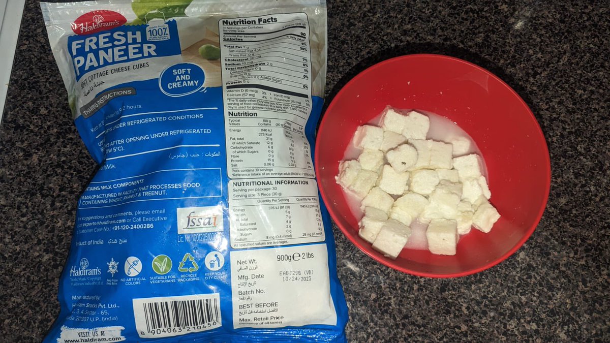 SidhantSabne's tweet photo. Hi @HaldiramSnacks @NagpurHaldirams @MyHaldirams @Haldiramsonline  any recipe for paneer MAKKHI burji??  Unexpectedly found in one of the packets in the US stores.🪰🍽️ https://t.co/1krGyh2vQo