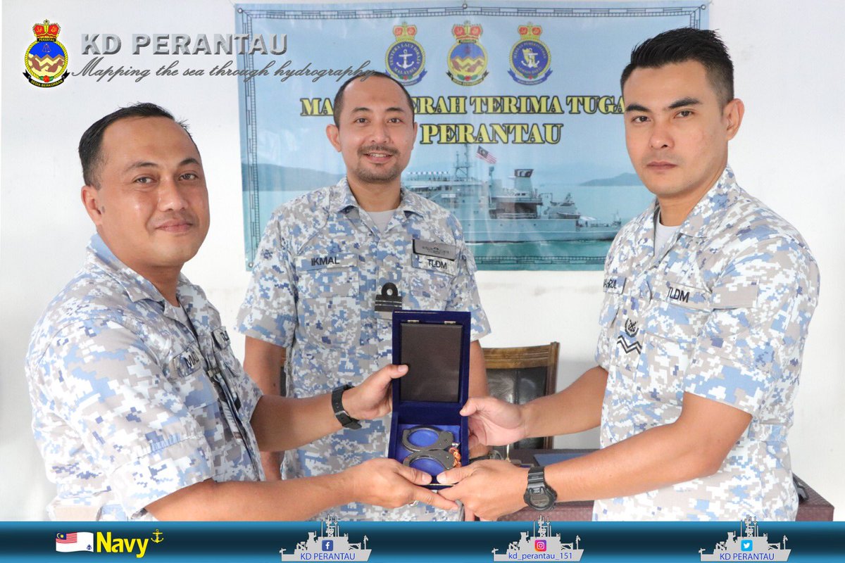 KD PRU telah melaksanakan Majlis Serah Terima Tugas Juragan diantara PW I PAP Mohd Mazley Bin Mohd Yusof dan Juragan yang baru diperjawatkan PW II PRL Wan Norshahrul Nizam Bin Wan Ahmed. 
KD PRU mengucapkan ribuan terima kasih dan selamat maju jaya.