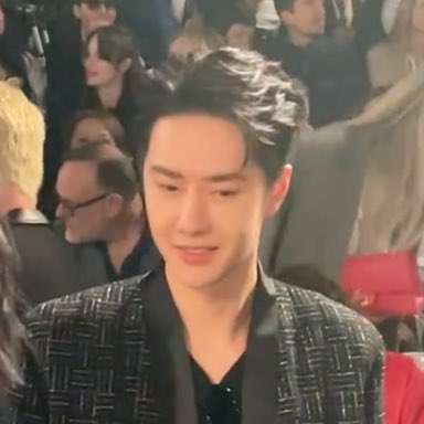 SgWangyibo's tweet photo. MY BABIEEE 

WANG YIBO CHANEL CRUISE SHOW
#WangYibo_CHANELCruise24 #CHANELCruise 
#王一博 #WangYibo 
@CHANEL https://t.co/7paR1x3WxF