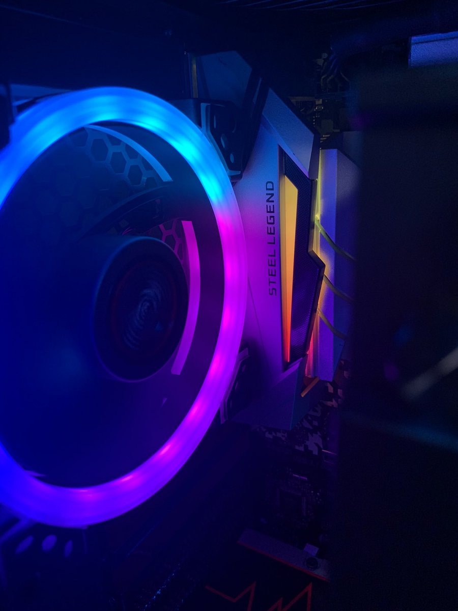 bytesquareco's tweet image. Another amazing build in the books! 💻🎉 Featuring a Ryzen 3600, Corsair Vengeance Pro 16GB RAM, ASRock Steel Legend B450, RX580 8GB GPU, 500 GB SSD, and powered by a Corsair 650W PSU. Ready to conquer any game or task thrown its way! 🚀👾 #gamingPC #buildcomplete #techlove