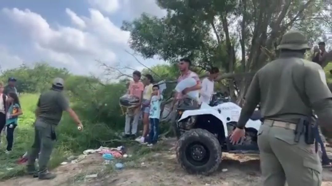 All Source News on Twitter "Images showing migrants crossing into the