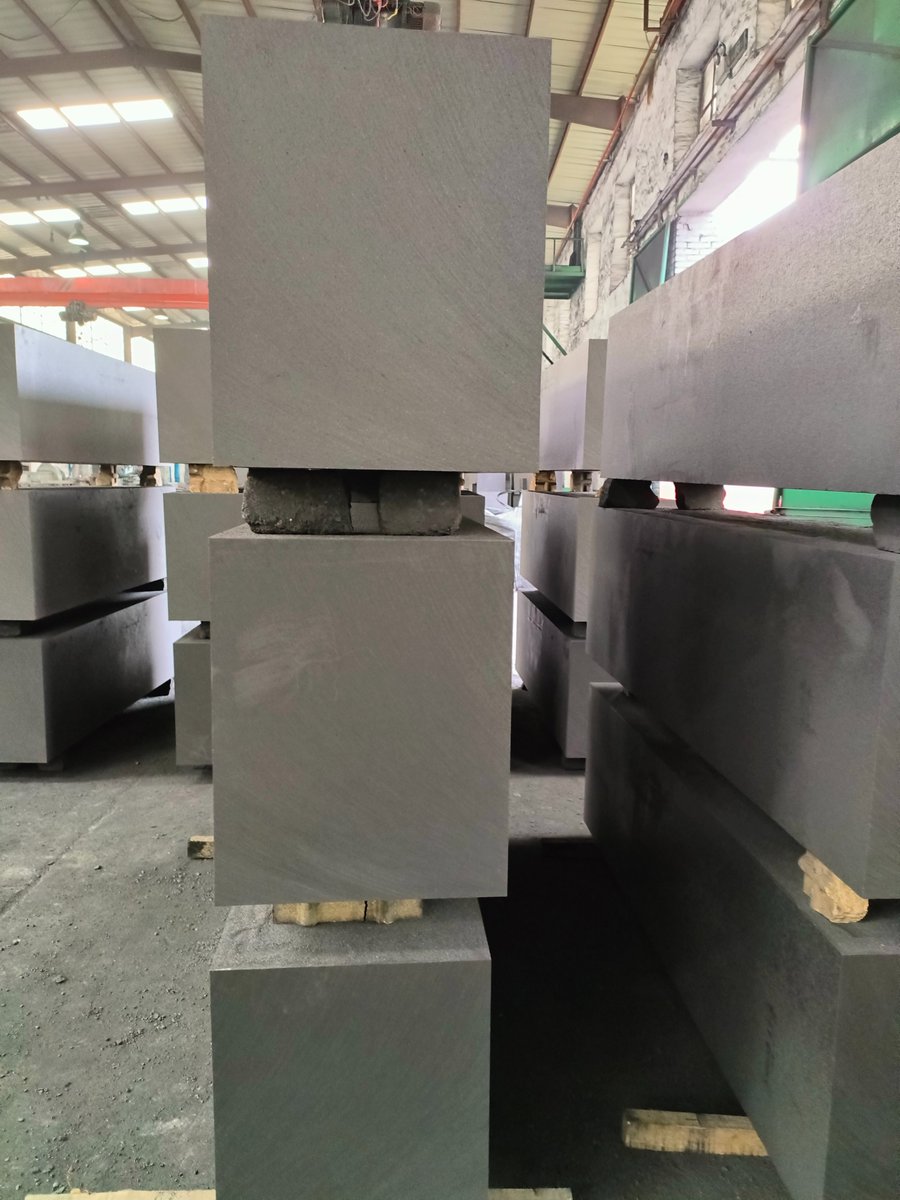 wenjiel60854689's tweet image. The heating rate at the low temperature stage of roasting is too slow, and the time is long, resulting in an increased number of bonding agents. Some aggregate particles have sinking, and a short bearish is formed after baking.
#Graphitization #NegativeMaterial #LithiumBattery