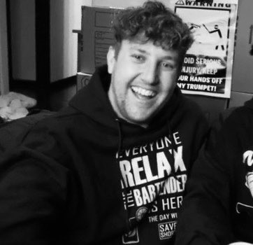 donaaa_k's tweet photo. it’s midnight here now so HAPPY BIRTHDAY COREY 💙 we all love &amp; miss you more than you can ever imagine. i hope where ever you are, you are laughing, dancing, and being your goofy self. nothing is the same with out u man but we will forever keep ur memory alive 💙 love u forever. https://t.co/fxcwxvvaog