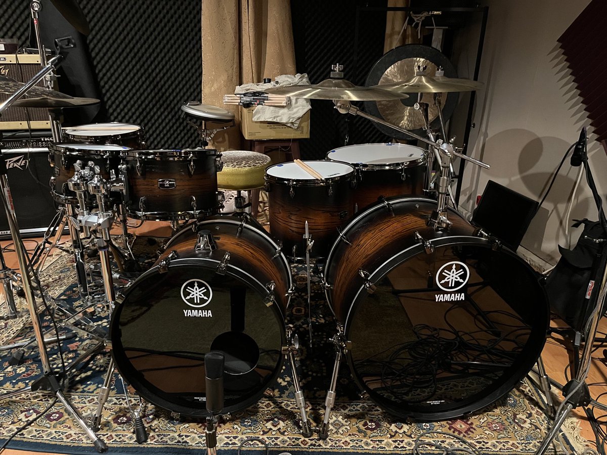 CharlieMileo's tweet photo. the Mythosaur #yamahadrum https://t.co/1mpHwww8mT