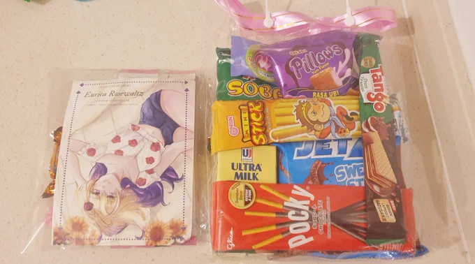 In the meantime, posting some CF16 moments hehe   My CF hauls & thank you for the pretty gifts & trades! Also thank you for the snacks gifts