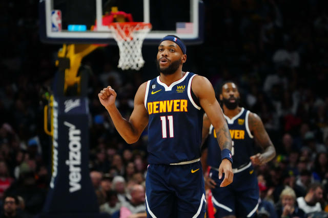 SwishUpdates's tweet image. Bruce Brown off the bench tonight:
25 Points
50% 3P
64% FG
90% FT
5 Rebounds

All in 27 minutes!