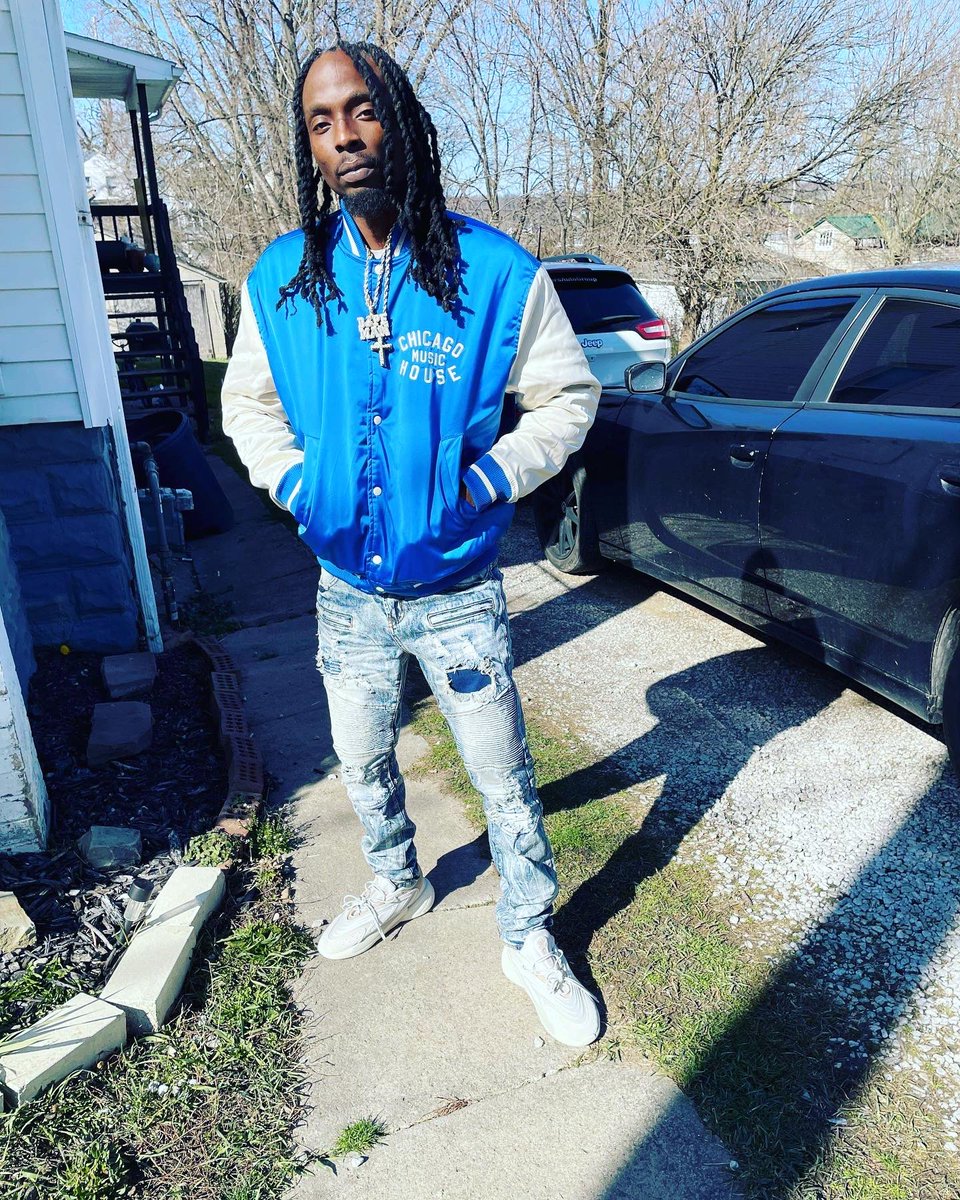 Offcial_YungHust (@tbsyunghust) on Twitter photo 