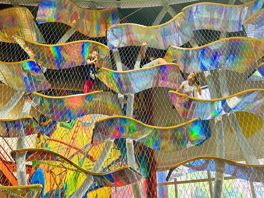 holowalls's tweet photo. Our Holo-Sheen holographic film on custom engineered panels added a futuristic look for this custom climbing attraction in The Lancaster Science Factory in PA.
#holographics #hologram
#amusementpark #themepark #entertainment
#sciencecenter #sciencecentre 
#funpark #funcenter https://t.co/qu6PZYqjeS