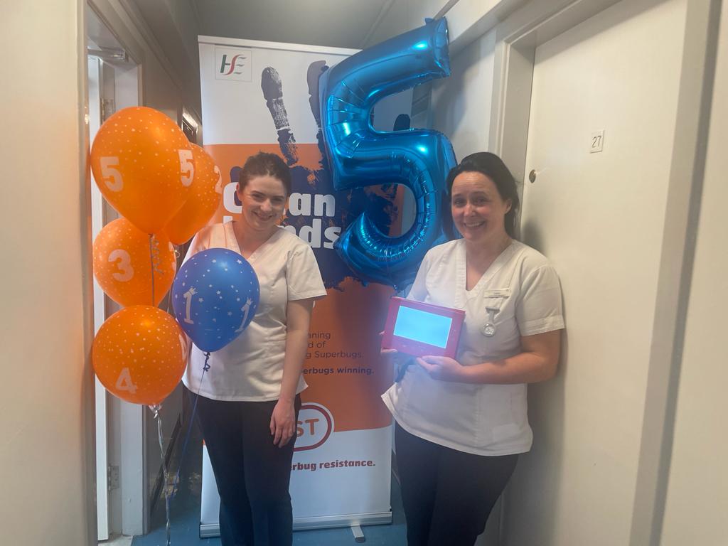 Our Infection Prevention and Control Team organised a successful Hand Hygiene Promotion Day last week on #WorldHandHygieneDay. Well done to all involved.@HrSswhg @BridAOSullivan @SineadHorgan1