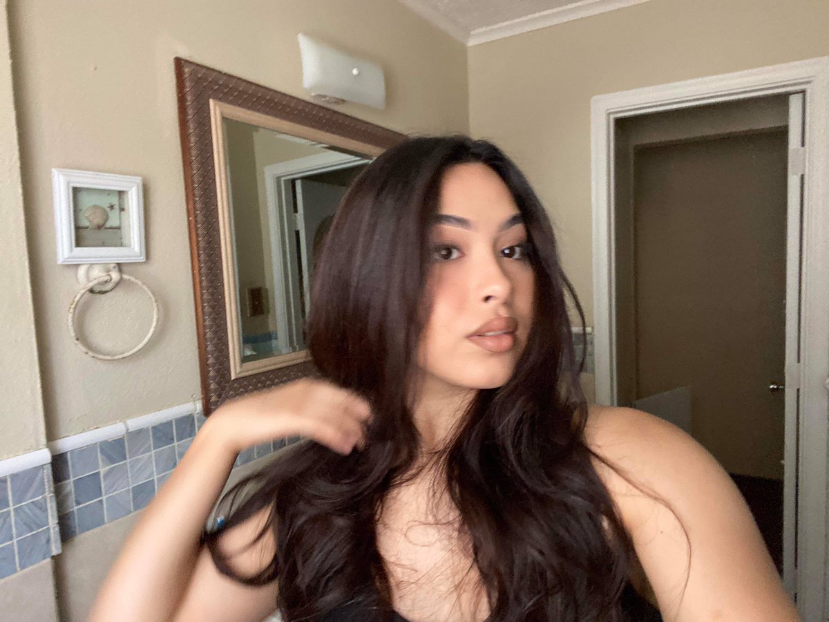 3U110A's tweet photo. It’s been a while since I posted on twitter 🧚🏽‍♀️ https://t.co/WWZW5opMXK