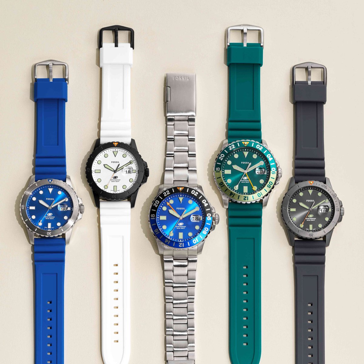 Fossil Summer collection has arrived☀️

Saatnya cerahkan hari-harimu dengan gaya klasik dan modern dari warna-warni koleksi terbaru Fossil ini. Klik link shor.by/UI-Twitter untuk belanja koleksinya!

#UStyleMe #UrbanIcon