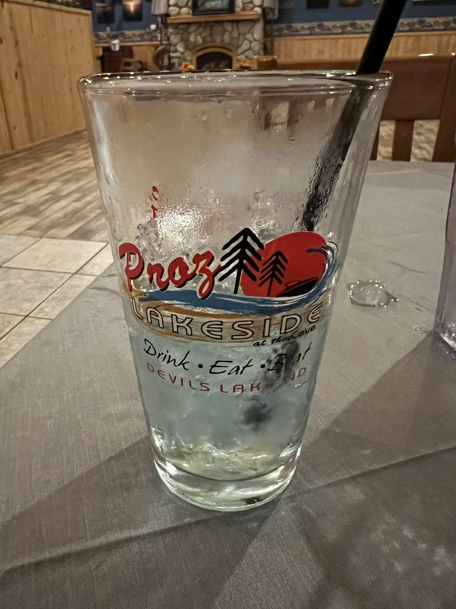CherylParslow's tweet photo. Check out Woodland Resort and Proz Lakeside Restaurant -Devils Lake, ND
#woodlandresort #prozlakeside #devilslakend #NorthDakota https://t.co/A6S9cic0Il