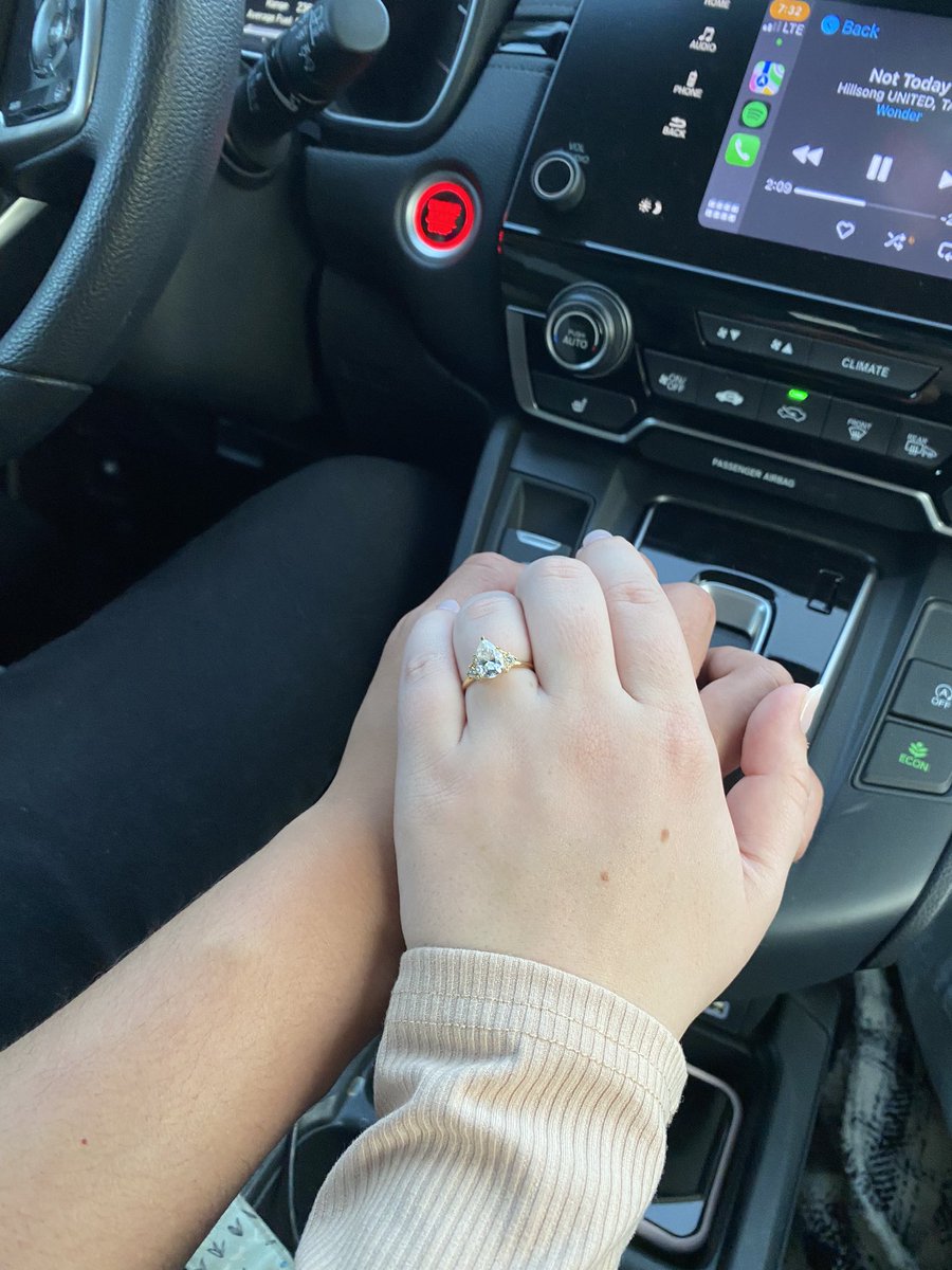 AbbieKincade's tweet photo. i thank god everyday for the blessing that you are 🤍 https://t.co/Nq8yoT2sd8