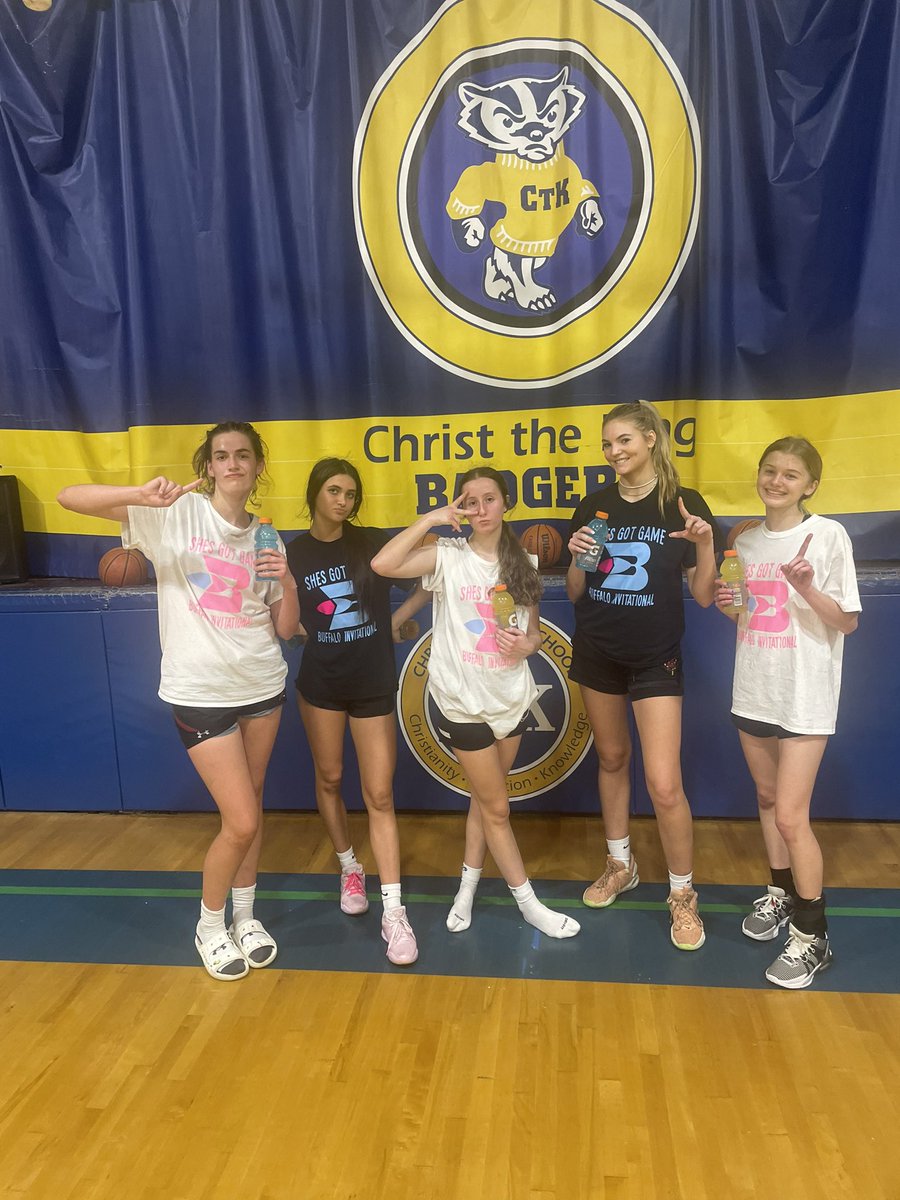 Gatorade Player of the Day <a href="/MaceyKovach/">Macey Kovach</a> 

Winning team 🏆 
<a href="/meganmilleville/">Megan</a> <a href="/MaceyKovach/">Macey Kovach</a> <a href="/mollymescall1/">molly</a> <a href="/Leahjsolomon/">Leah Solomon</a> <a href="/grace_caterina/">Grace Caterina</a>