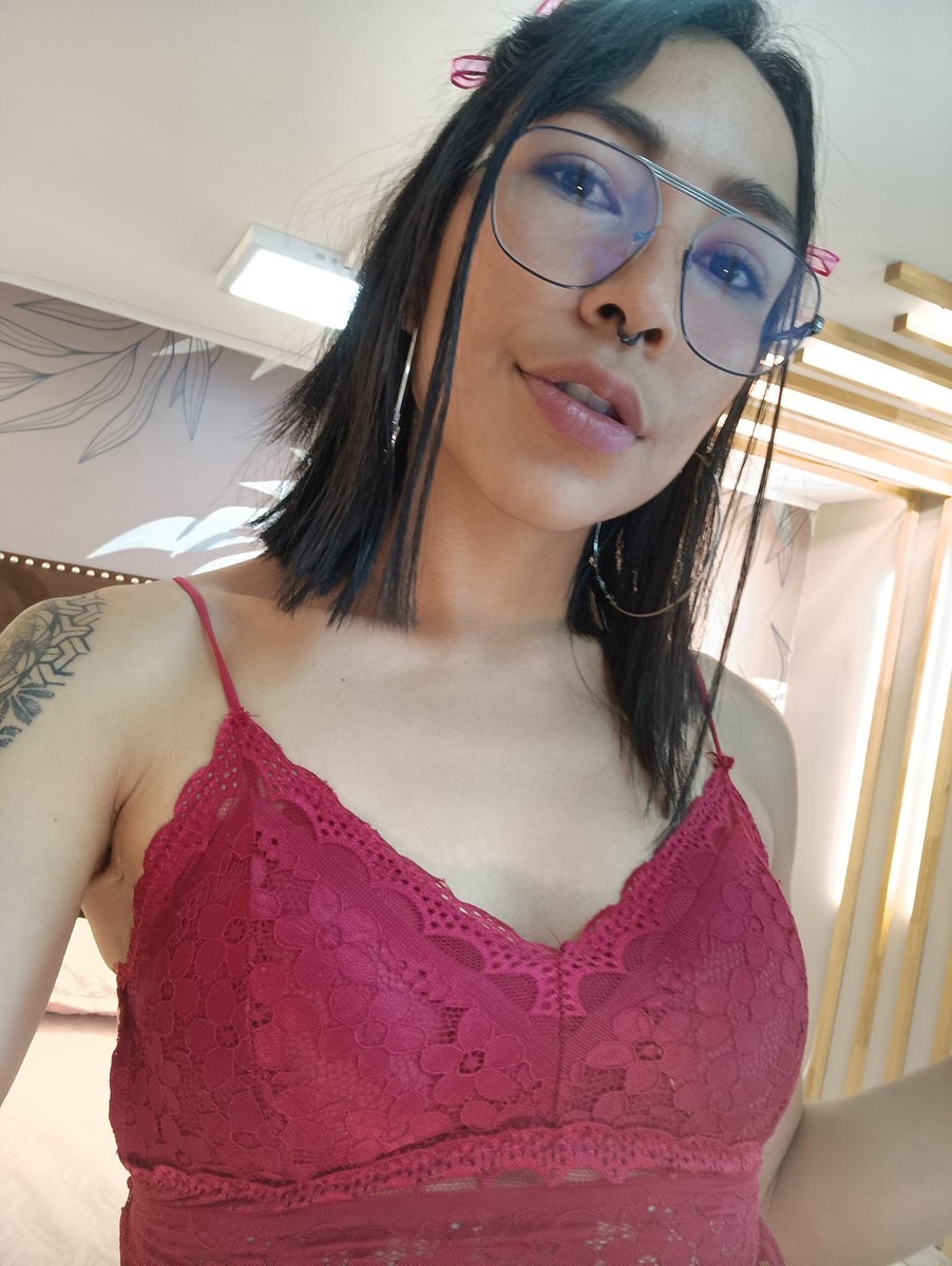 AliceDagger_1_'s tweet photo. 🤤😘😘😘
#chaturbate #feetfethish
#feet #tits #ass @chaturbate 
@cbupdatenews 
@cbhours_com 
@cbclub
@ClubChaturbate
@CBwebcams
@cbcams 
@ChaturbateBabes
@chaturbatepost
@ur_bate 
https://t.co/AWbcdM8ou8 https://t.co/yfvlaZc92l