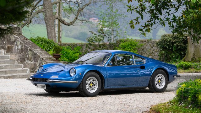 Unieke veiling in Autoworld met stuks uit Ferrari-collectie van racepiloot Jacques Swaters tijd.be/r/t/1/id/10466…