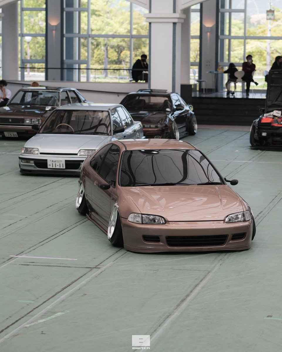 jdm_old's tweet photo. / Honda Civic 🩵/
🔑 @___r_y_o___
📸 @naka_ta.s
#jdm #jdmgram #jdmculture #jdmcar #jdmcars #turbo #twinturbo #lowlife #drift #driftlife #japanflower #oldjdmschool #honda #hondagram #hondacivic #civic #civicgram #old_school_jdm_ https://t.co/B9WbAyv6Rq