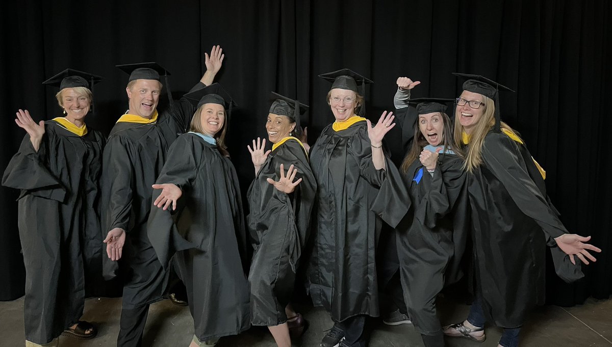 MsSaraSlagle's tweet photo. Way to go, FRCC students! The LC Math Team celebrates you! 🎓 @frccedu https://t.co/ASsMT1ovso
