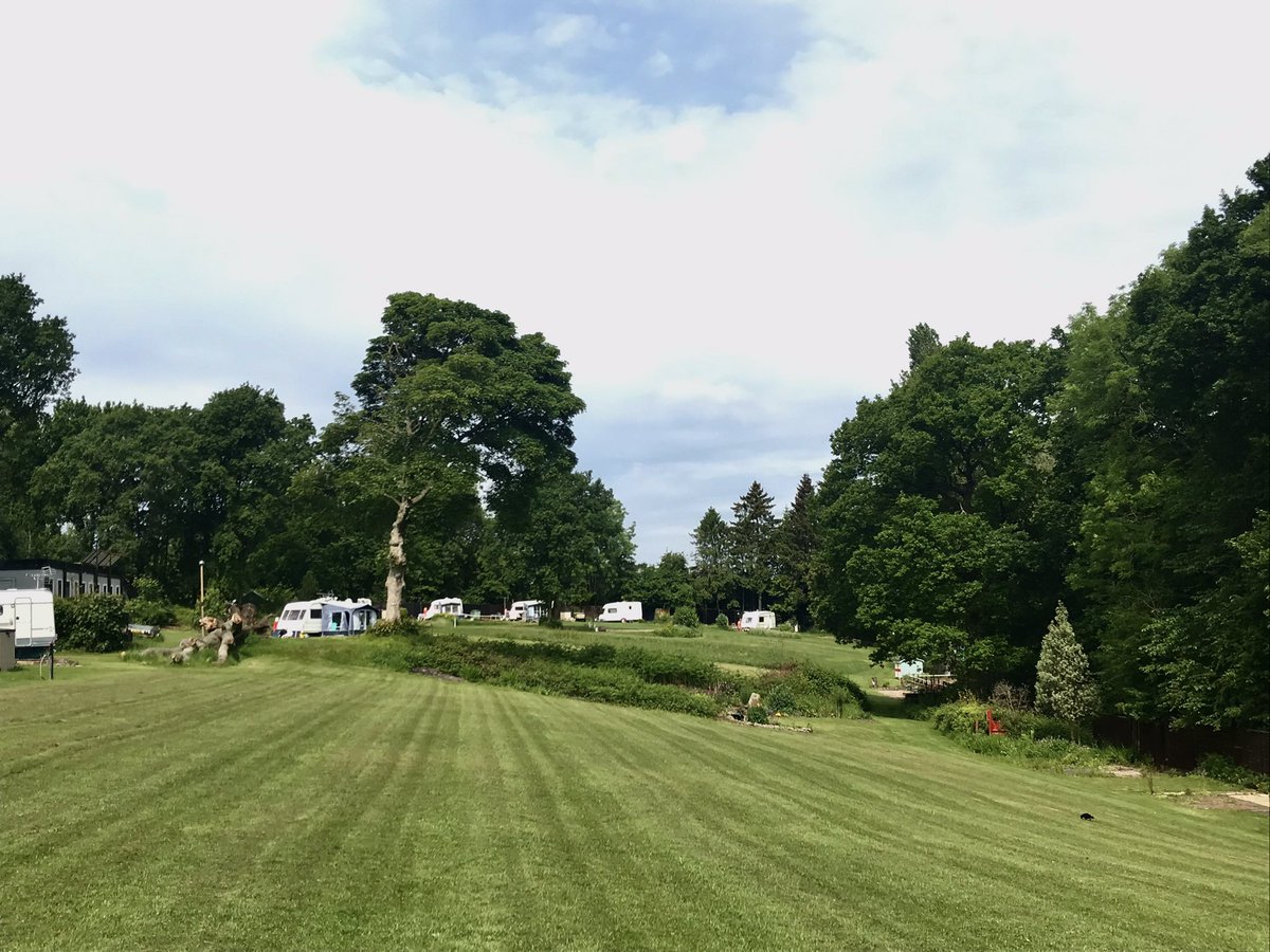 Only a month to go until our Boules/Pétanque taster day in association with <a href="/britnaturism/">British Naturism</a> 

Come and have some tuition, play a few games and enjoy the rest of our Harrogate club’s facilities too. We have space for tents/caravans/motorhomes too.

shop.bn.org.uk/collections/sp…