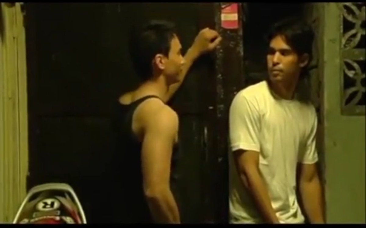 ProfPorn7's tweet image. The story of a bisexual tricycle driver's love triangle with his wife and gay lover.

full movie: mixdrop.co/f/l6mgv3n1fqrv…