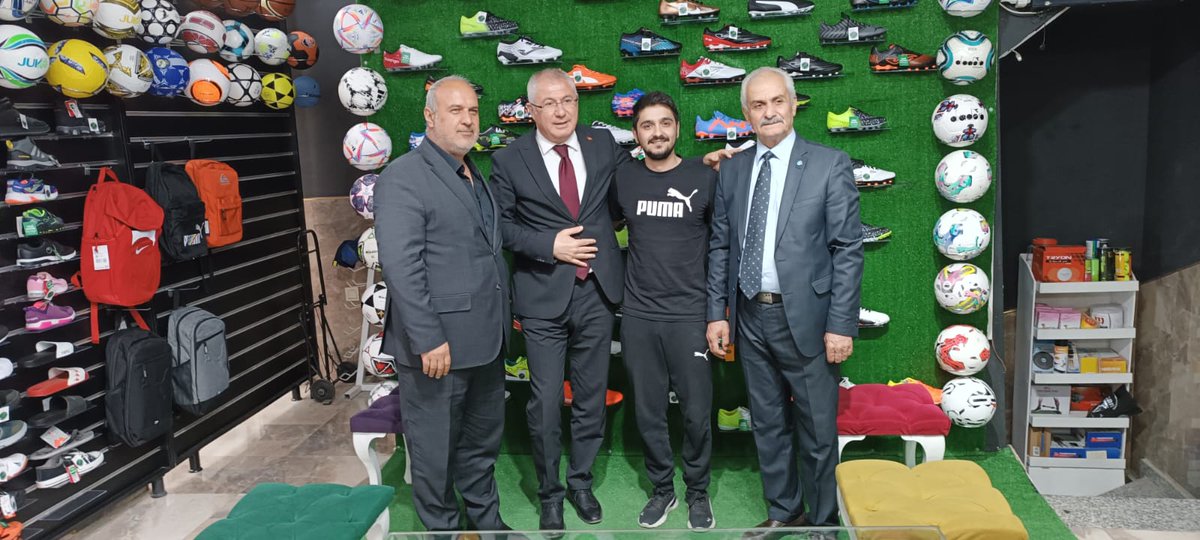 İyi Parti Van İl başkanımız Sn. <a href="/selimozgokce/">selim özgökçe</a> Mv. Adayımız Sn. @ErcanCicek65, ilçe başkanlarımız ve Teşkilat üyelerimizle Seçim çalışmaları kapsamında Van'da faaliyet gösteren basın ve STK'ları ziyaret ettik.