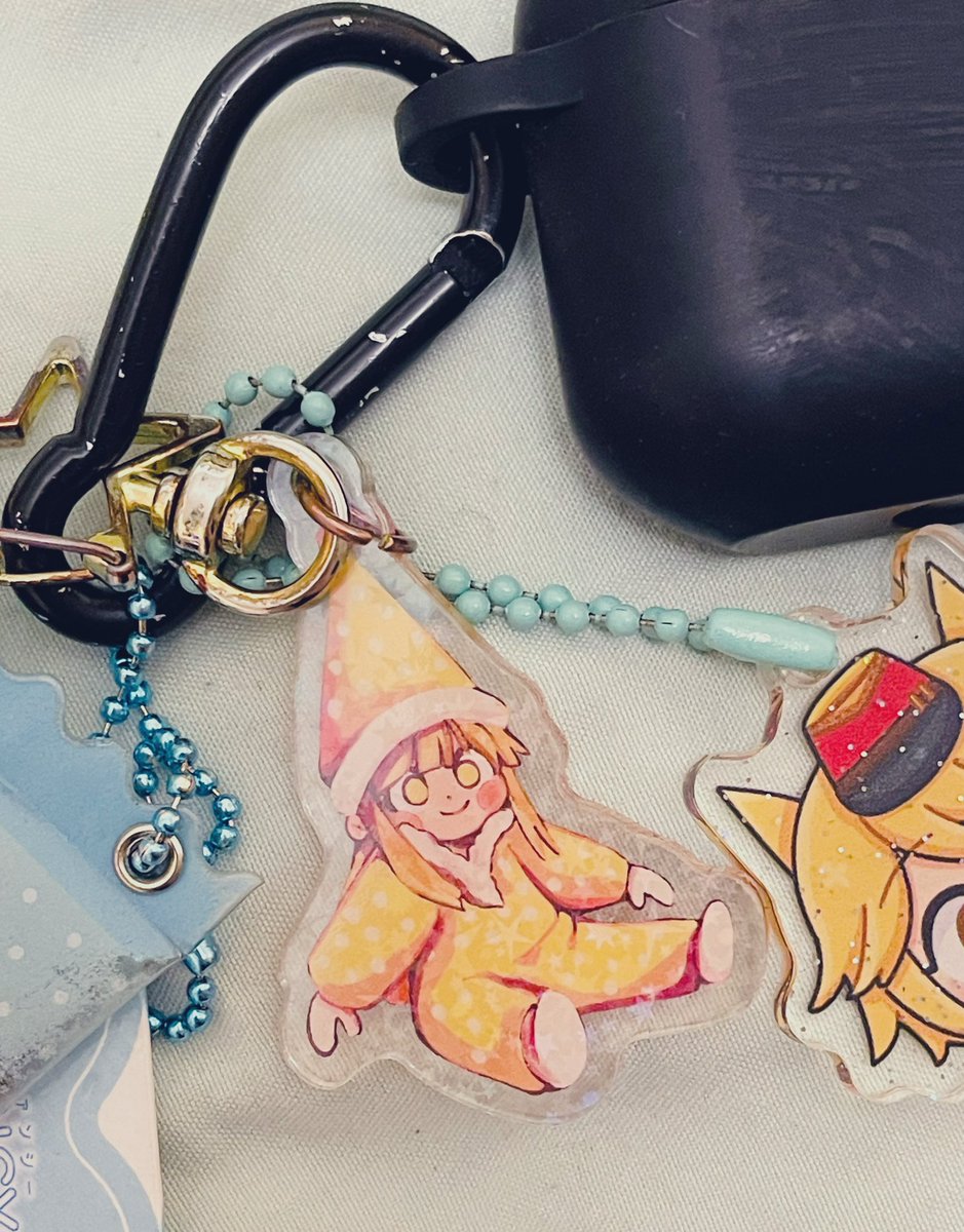 michimints's tweet image. everyday i think about how shes always with me in my pocket

bless our savior 🙏